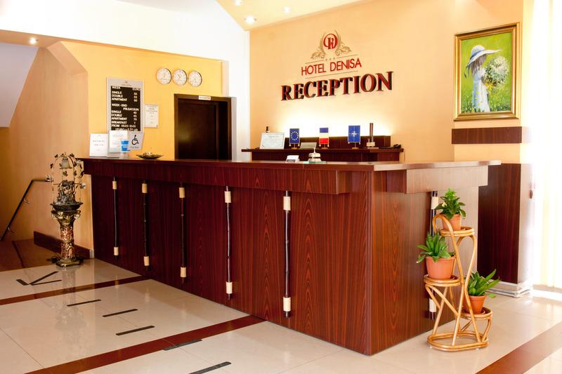 Denisa Hotel Otopeni Exterior photo